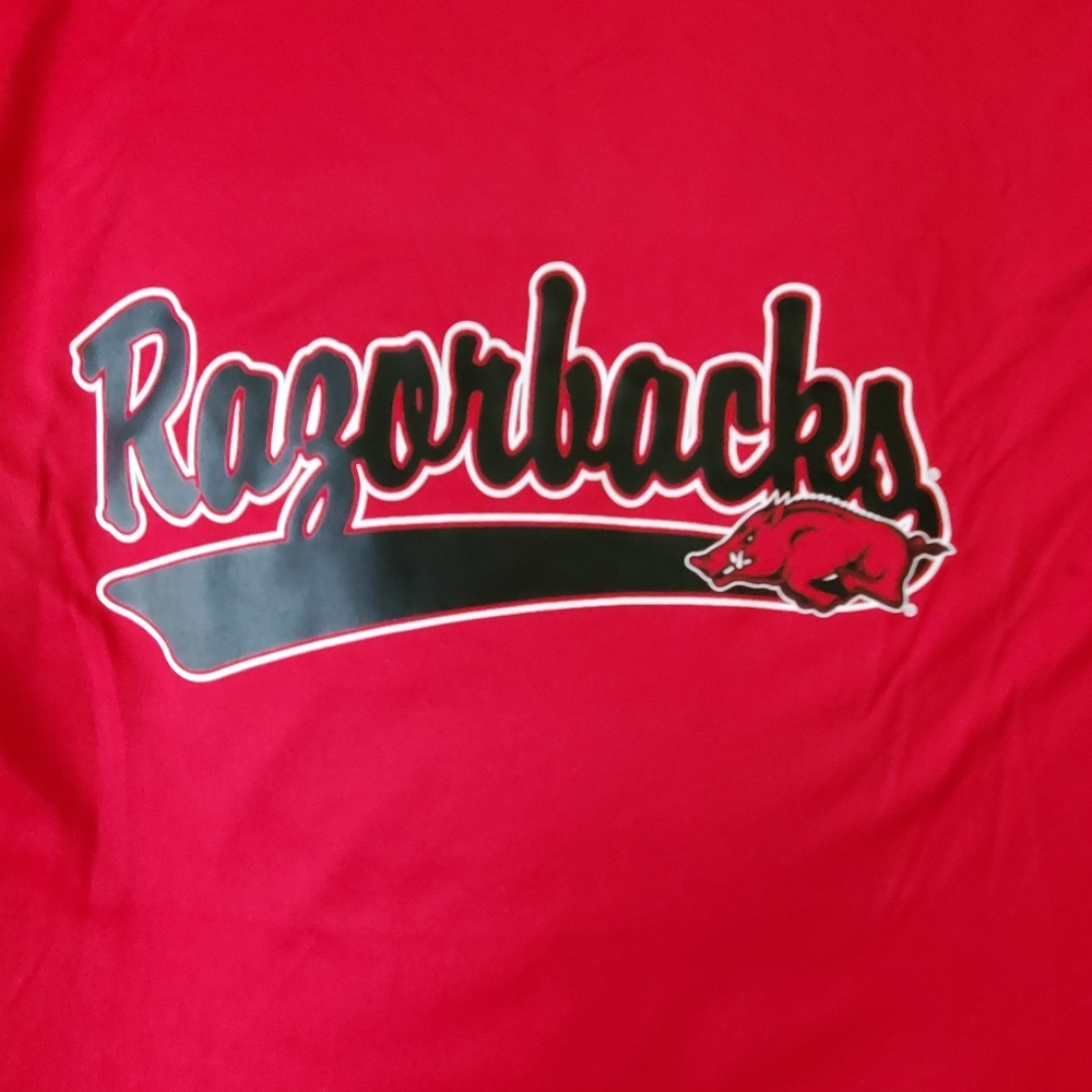 NWT Razorbacks Licensed Henley Adult Shirt